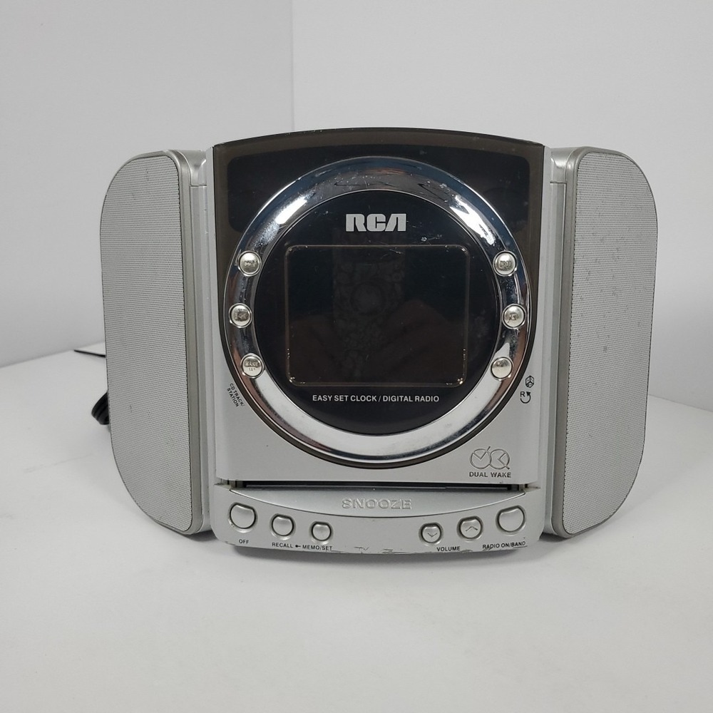 RCA Stereo Digital AM/FM Tuning Alarm Clock Radio (CD Player Not Working)